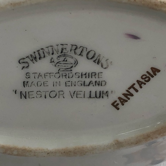 Gravy boat by Swinnertons Staffordshire - Picture 4 of 6